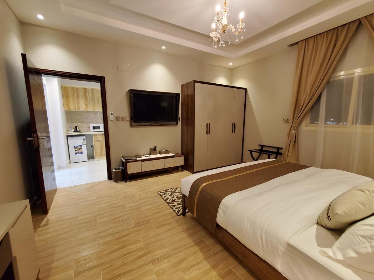 Landmark Hotel Suites Tabuk Ngoại thất bức ảnh