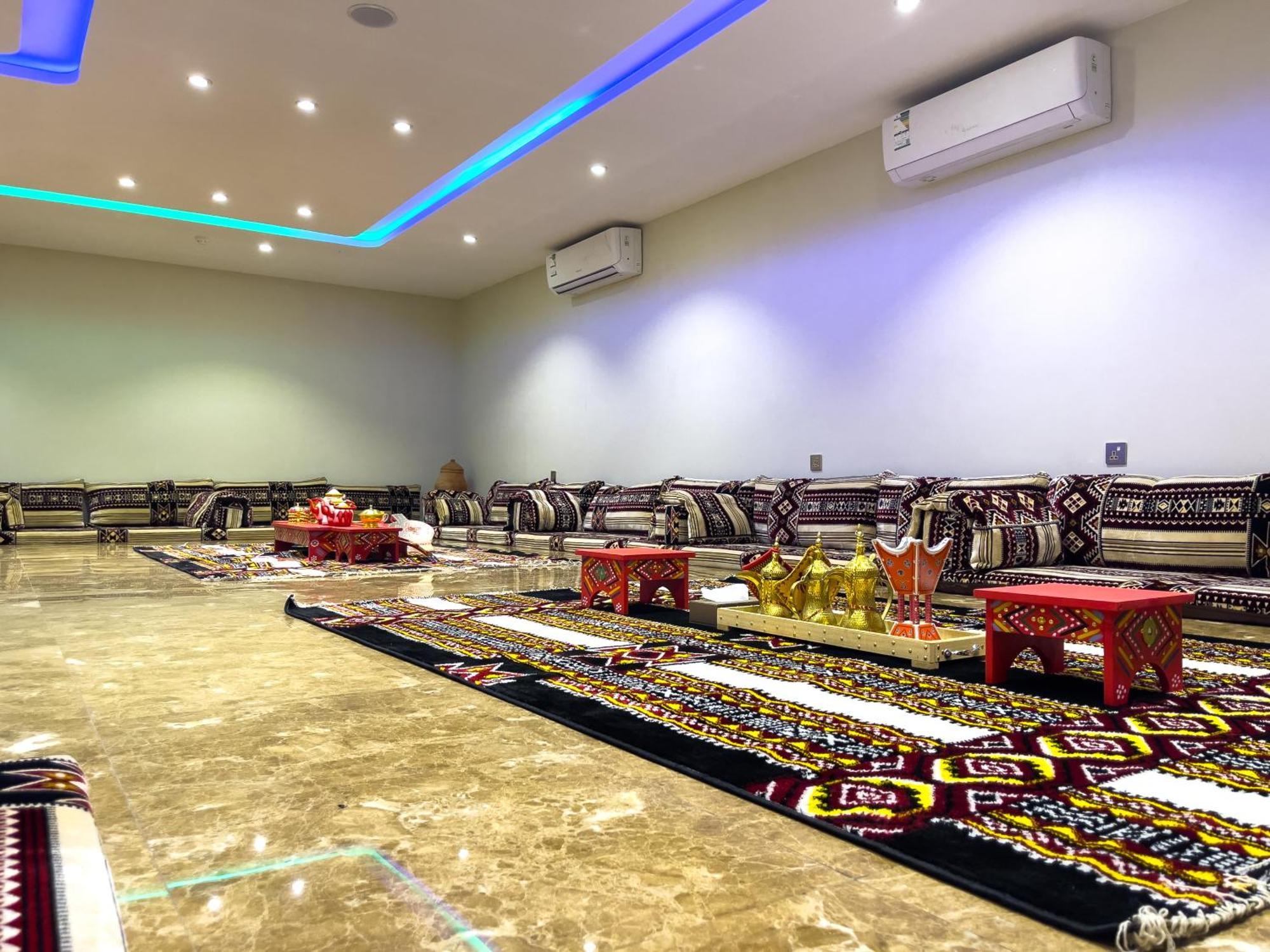 Landmark Hotel Suites Tabuk Ngoại thất bức ảnh