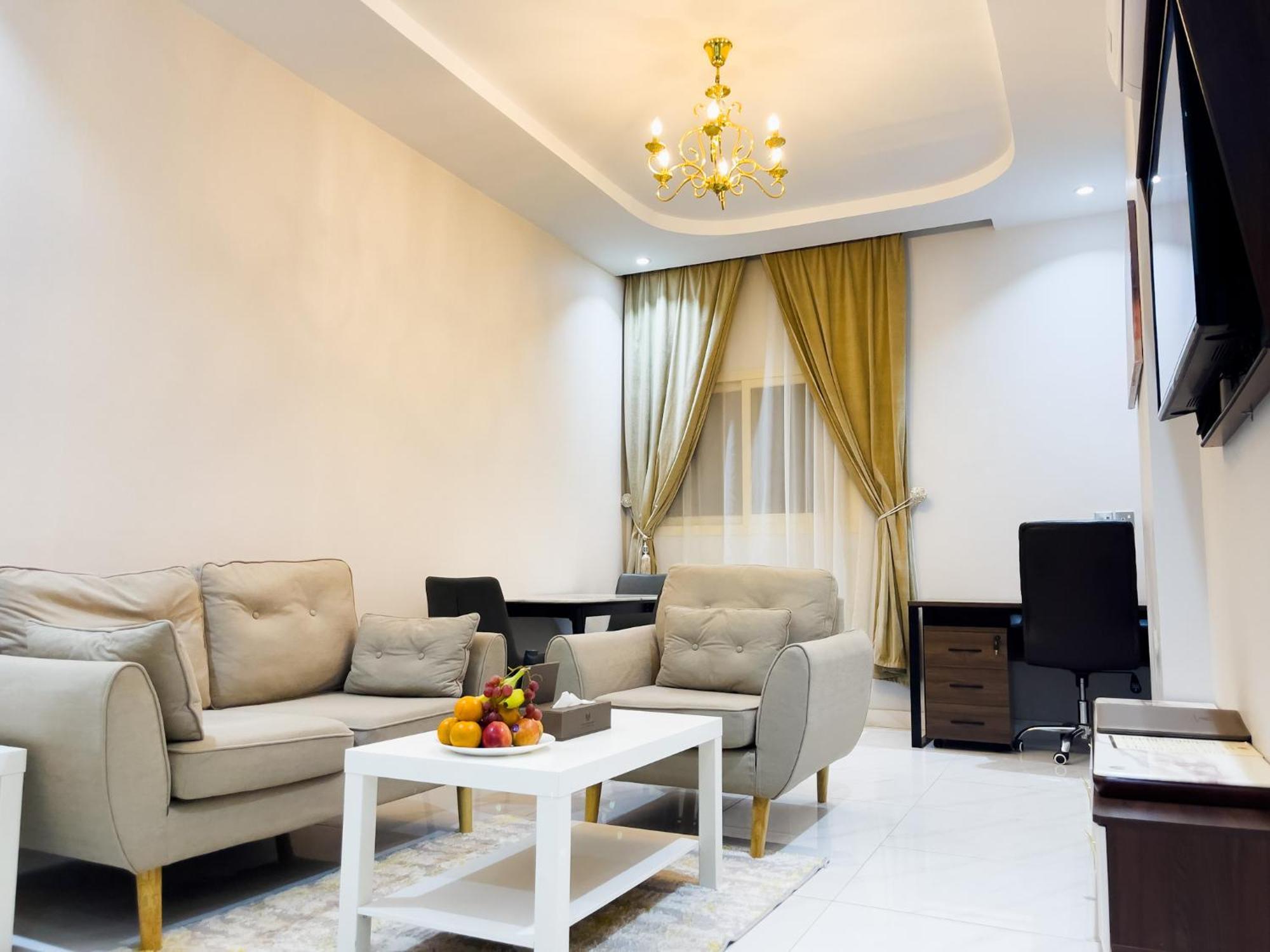 Landmark Hotel Suites Tabuk Ngoại thất bức ảnh