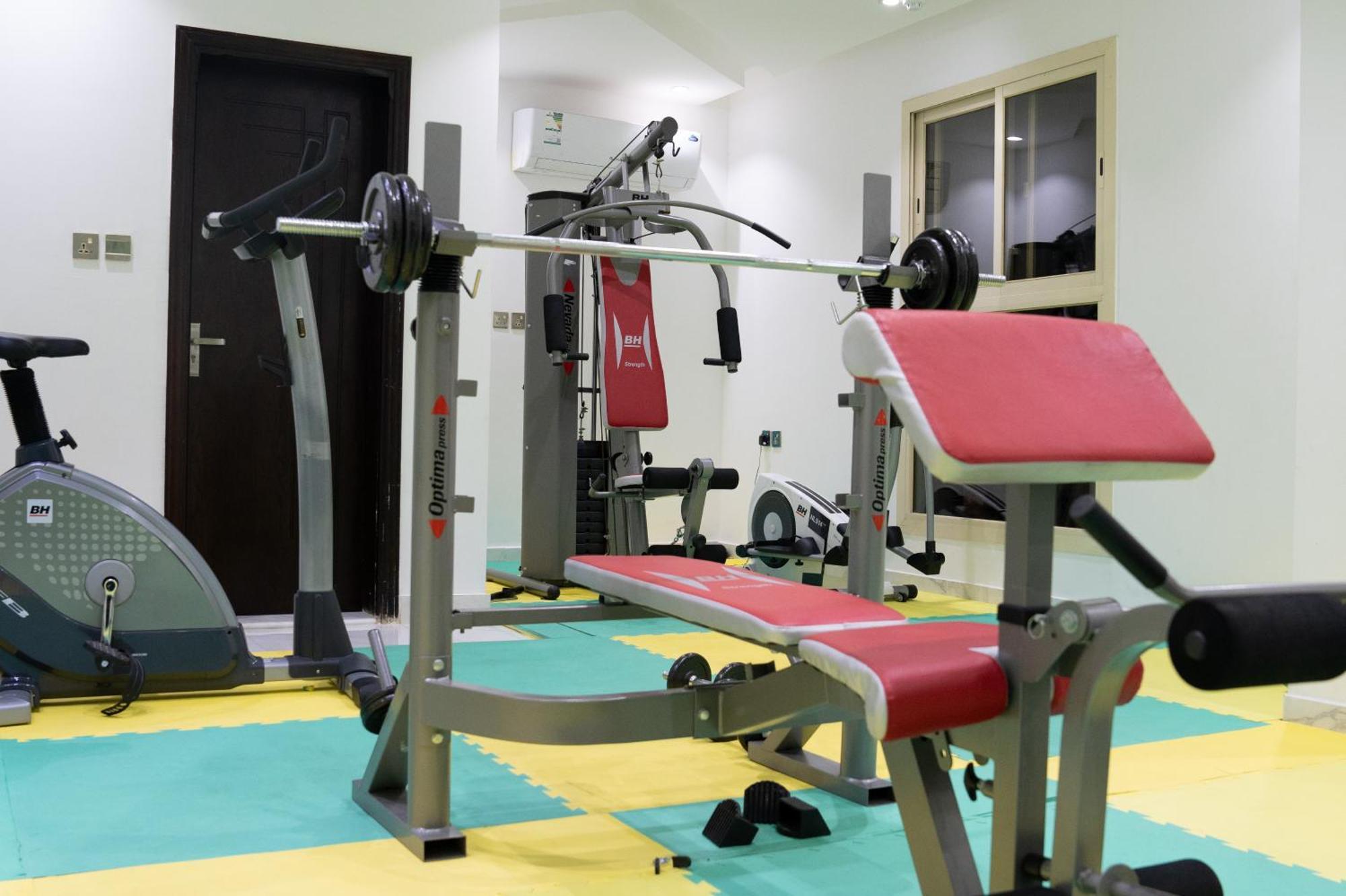 Landmark Hotel Suites Tabuk Ngoại thất bức ảnh